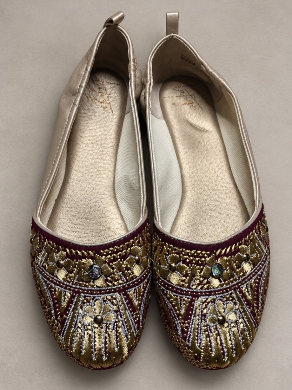 Anthropologie Latigo Metallic Gold Embroidered Crystal Ballet Flats - Size 9M